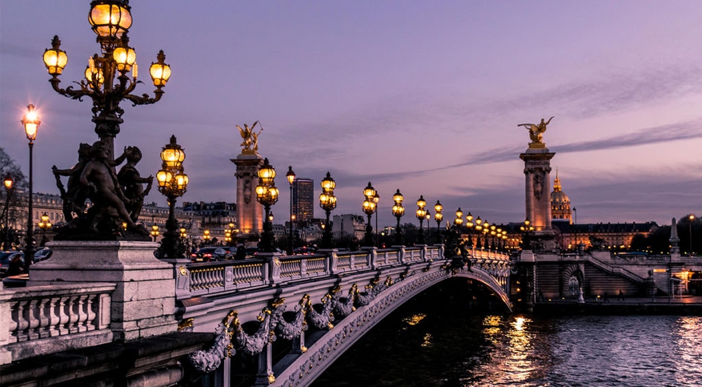 tour-paris-france-2