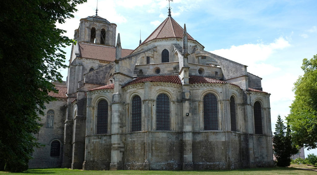 Vézelay-Basilica-Tour