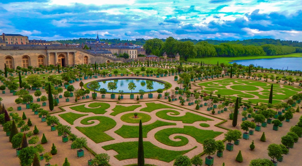 Private André Le Nôtre Gardens Tour - Paris Luxury Tours