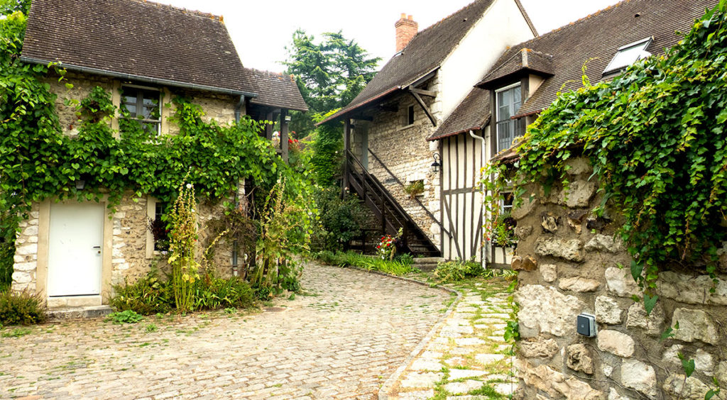 A back street of Giverny