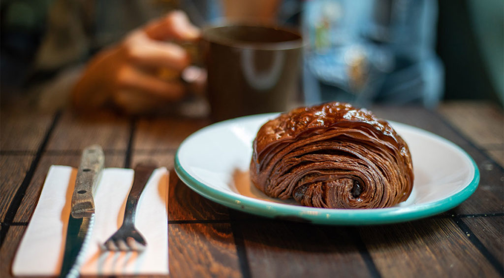 Pain au chocolat belongs to the family of breakfast pastries called viennoiserie, in honour of the city in Austria where the croissant originated
