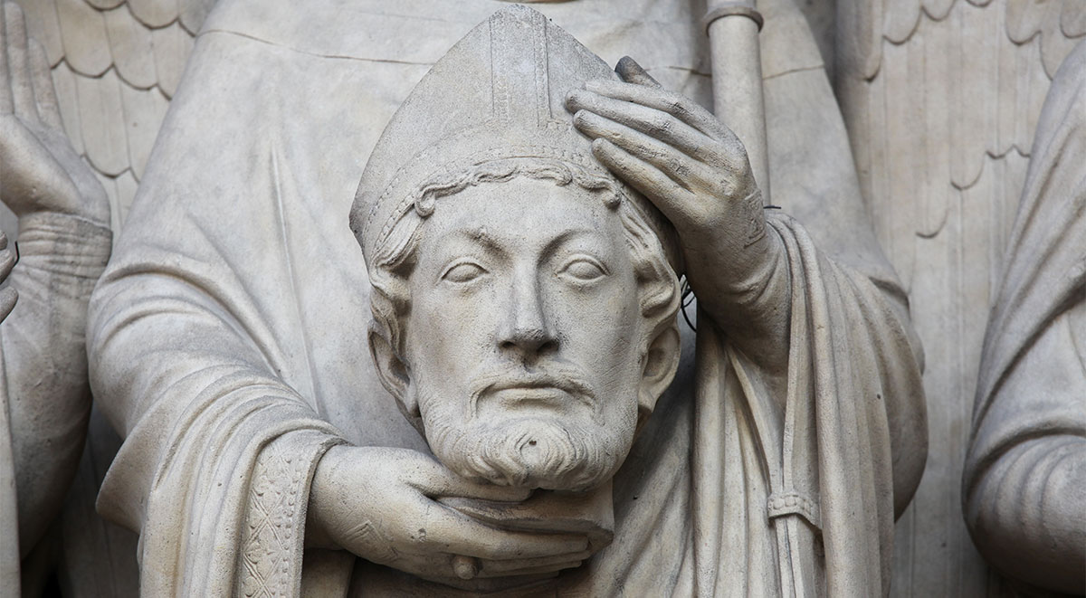 St. Denis holding his severed head