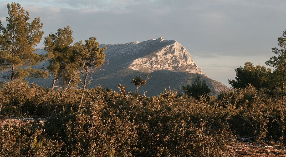 Sunlit face of Mont Sainte Victoire