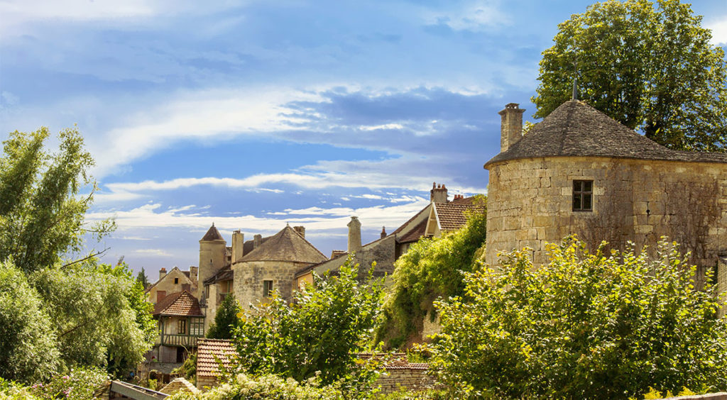 Noyers-sur-Serein is an idyllic Burgundian village